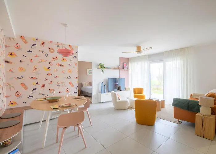 Bright House Between Ocean And Golf Ferienhaus