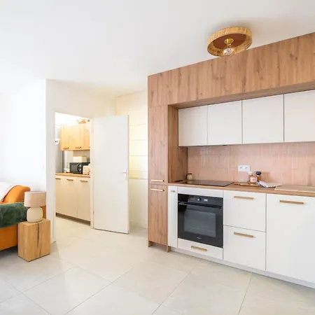 Bright House Between Ocean And Golf موليات-إي-ما